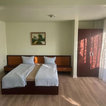 Hotel Le Baron Timișoara Zewnętrze zdjęcie
